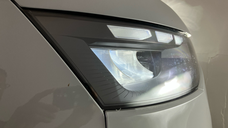 Volkswagen Transporter T28 Lwb Diesel 2.0 TDI 110 Commerce Plus Van